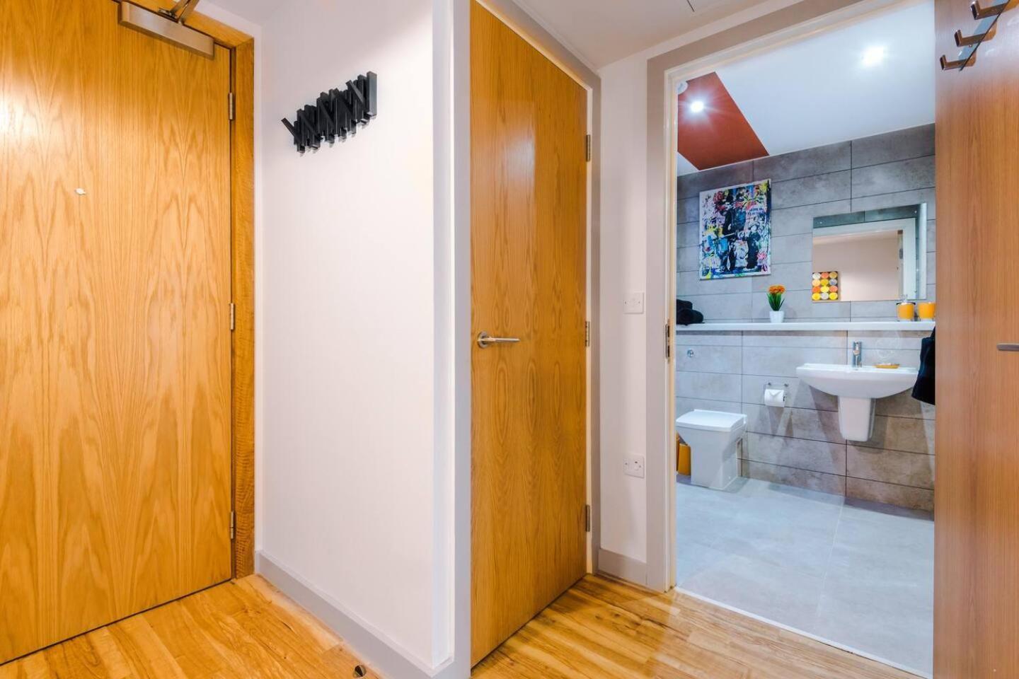 High Reviewed 1-Bed With Parking Central Location Ливерпуль Экстерьер фото